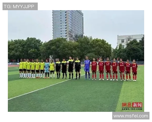 鲁能与力帆女球迷激情对决展现足球魅力与青春风采