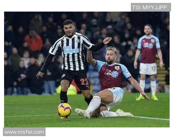 切尔西与纽卡斯尔激战正酣谁将赢得英超巅峰对决的胜利